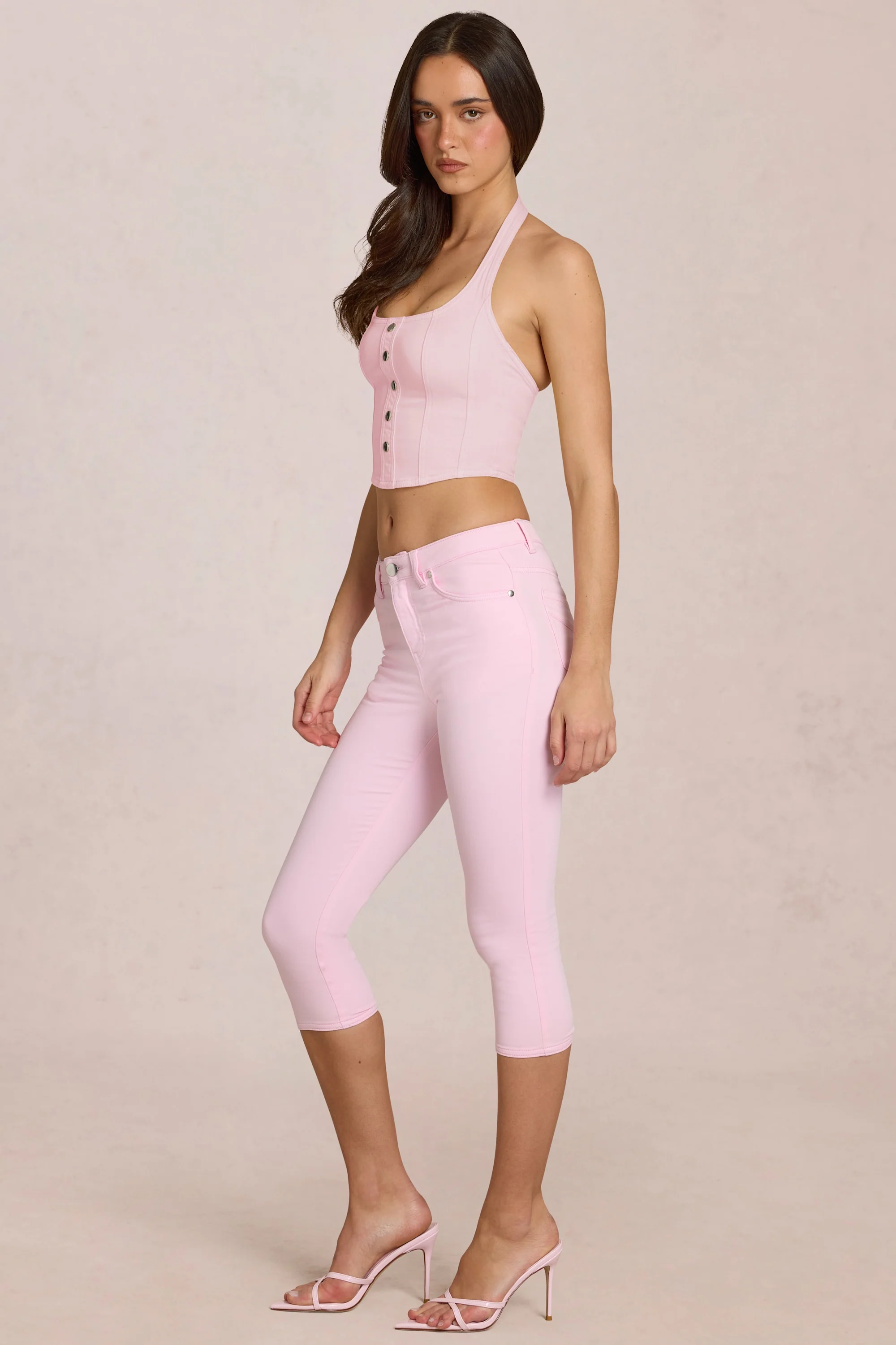Mid-Rise Capri Jeans in Blossom Pink - Image 3