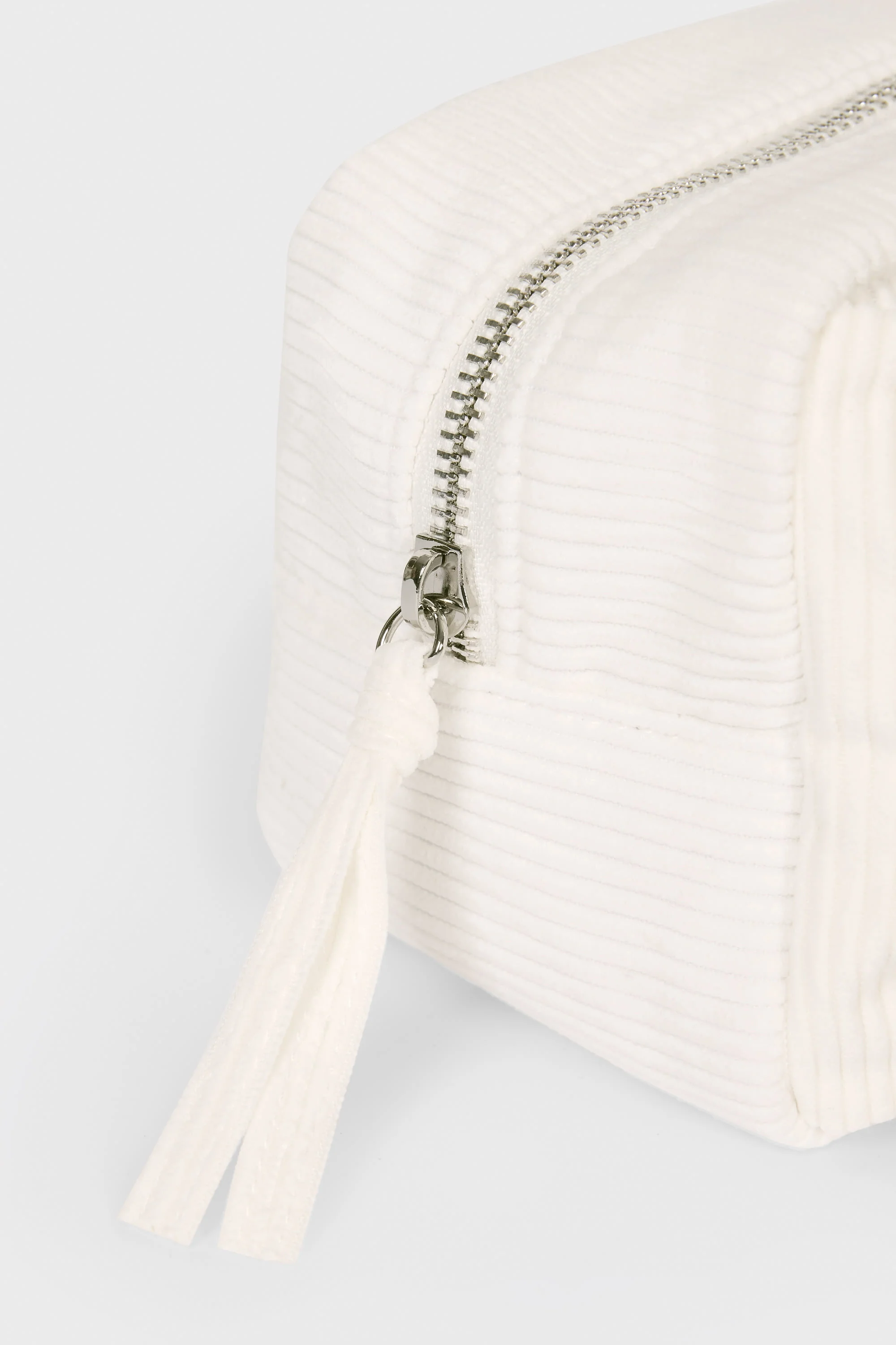 Corduroy Bow Makeup Bag in Milk - Image 4