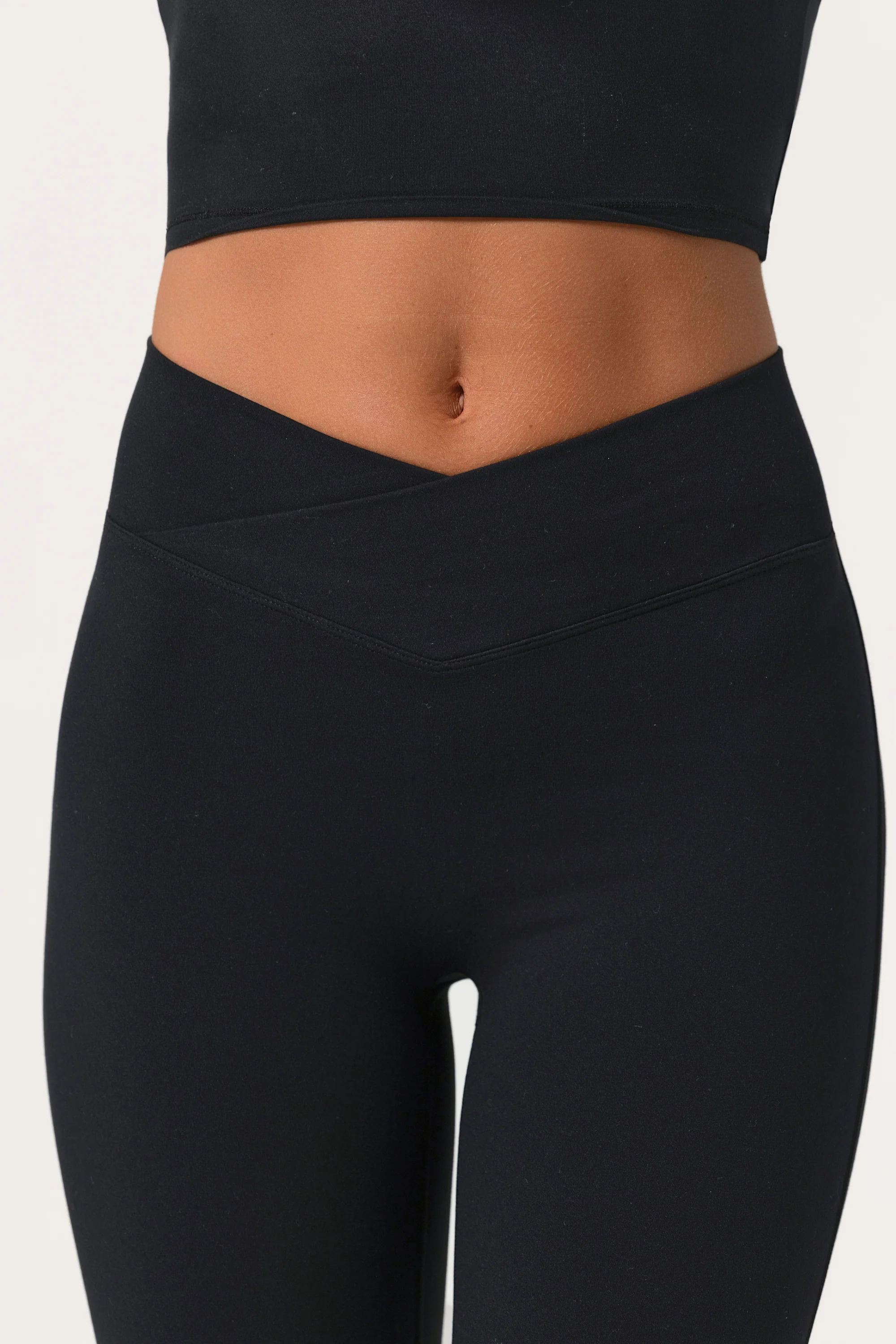 Soft Active V-Waist Flared Leggings in Black - Image 4