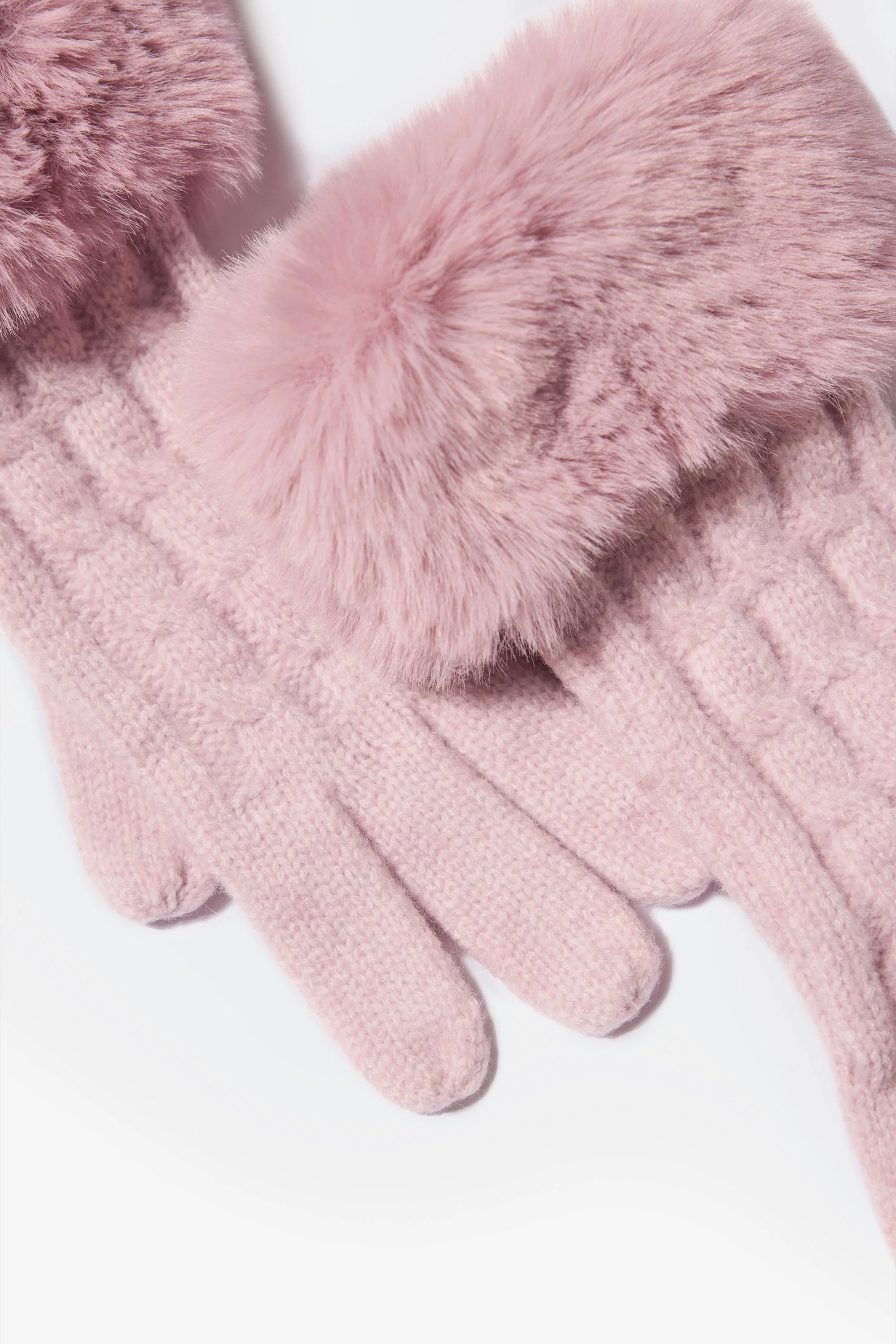 Knit Faux-Fur Cuff Gloves in Powder Pink - Image 4