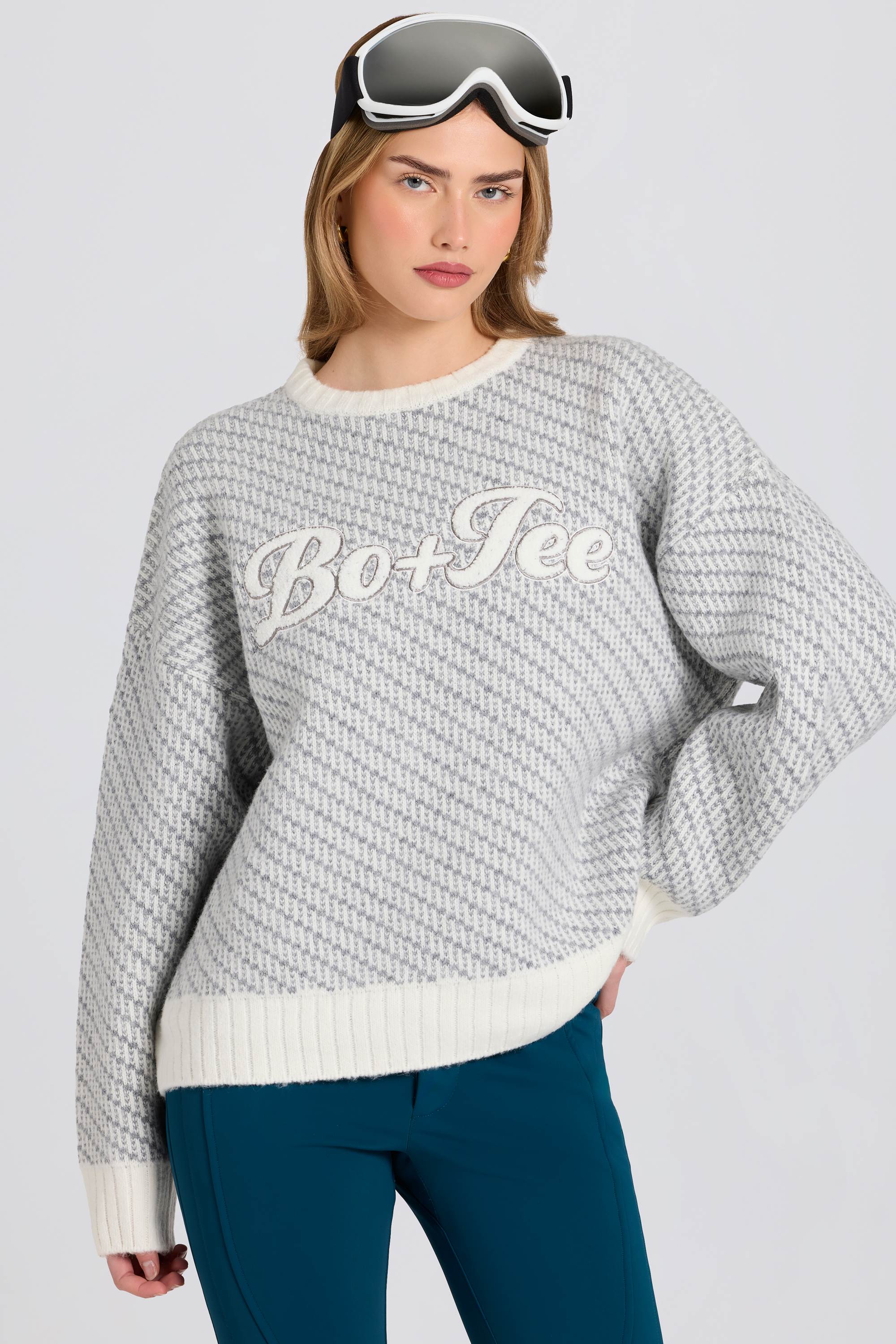 Knit Logo Oversized Jumper in Ice - Image 3