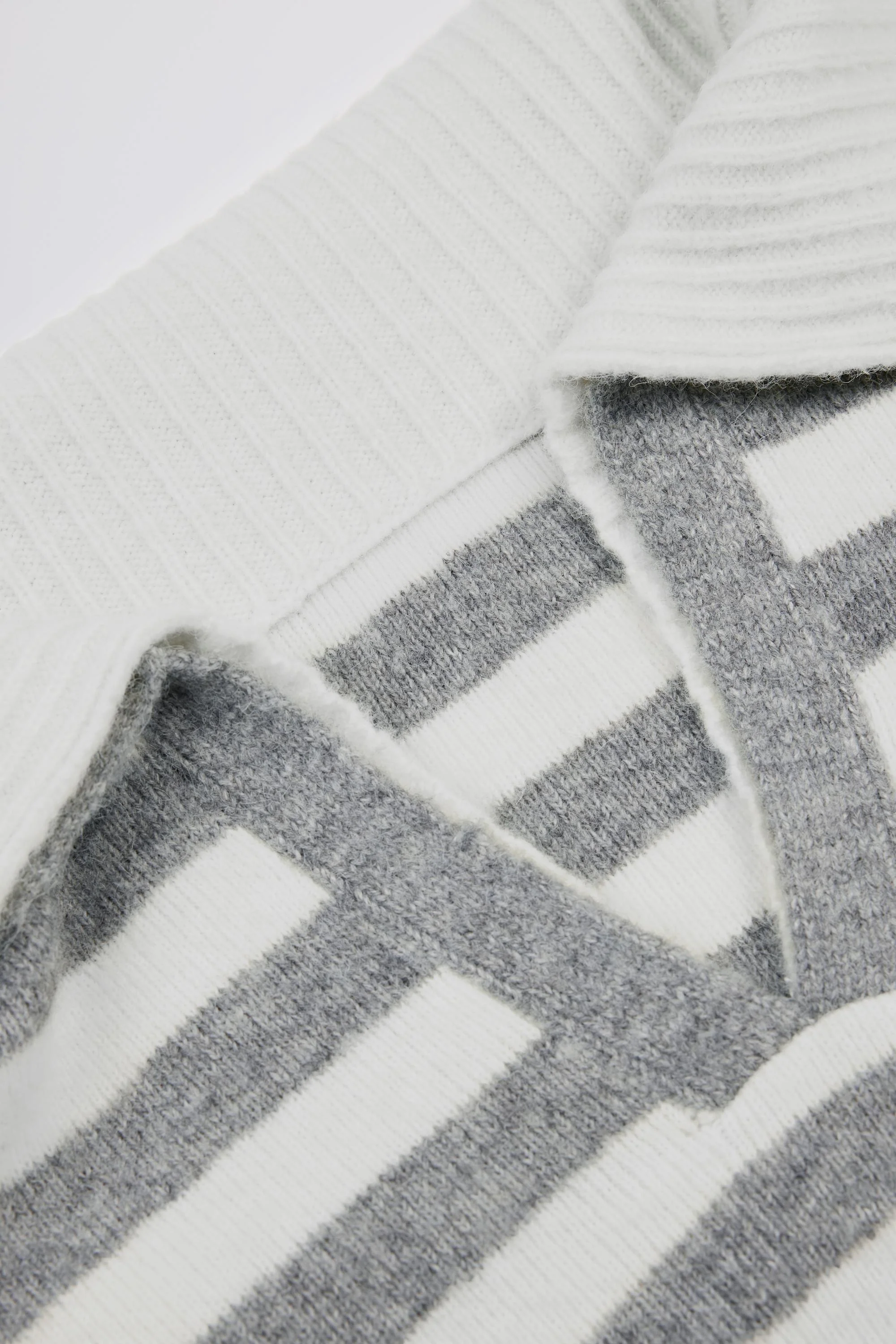 Soft Knit Layered Collar Cropped Jumper in Grey Stripe - Image 5
