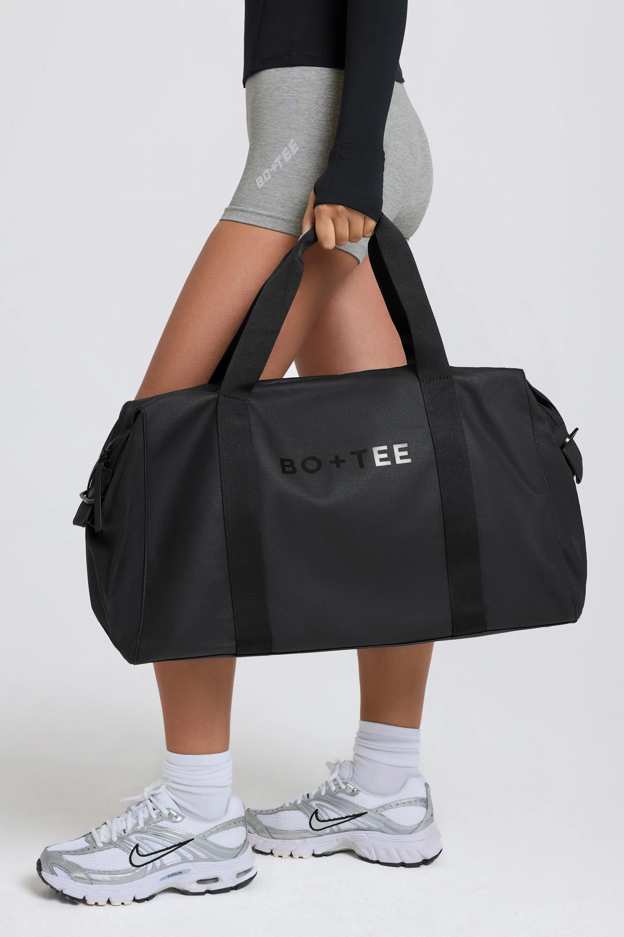 Logo Duffle Bag in Black - Image 4