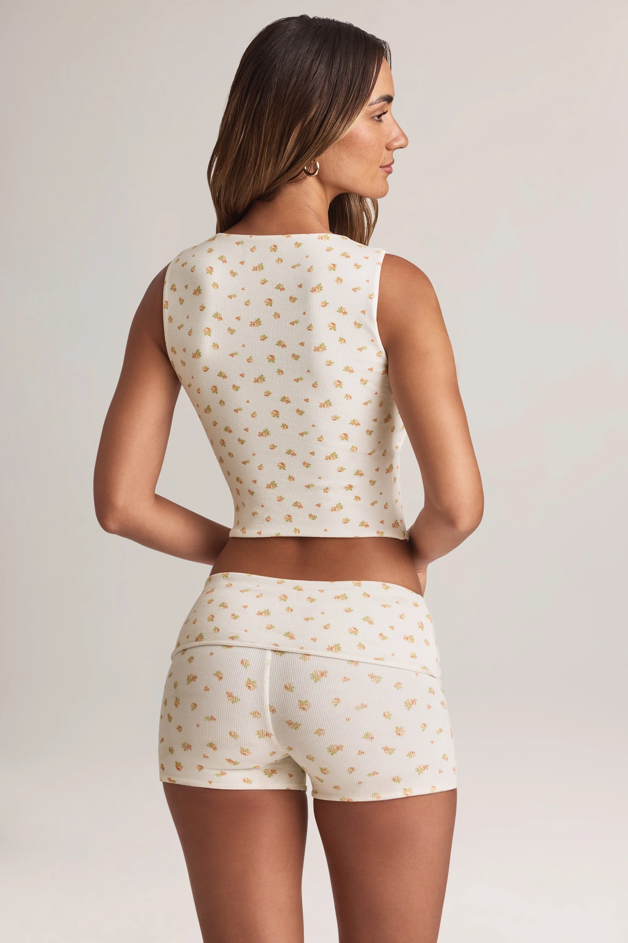 Modal Foldover Mid-Rise Shorts in Floral Print - Image 3
