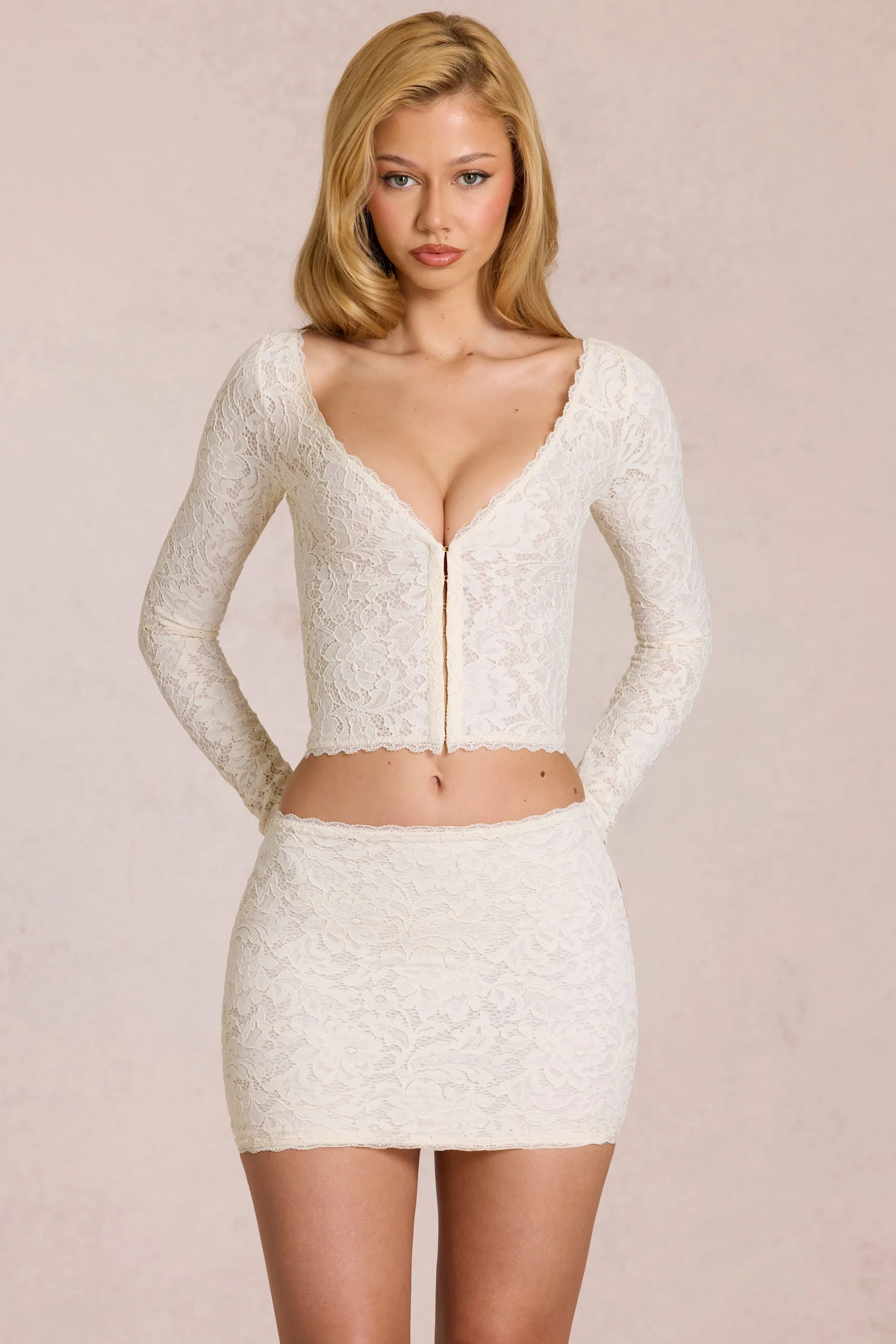 Lace Plunge Cardigan in Ivory - Image 7