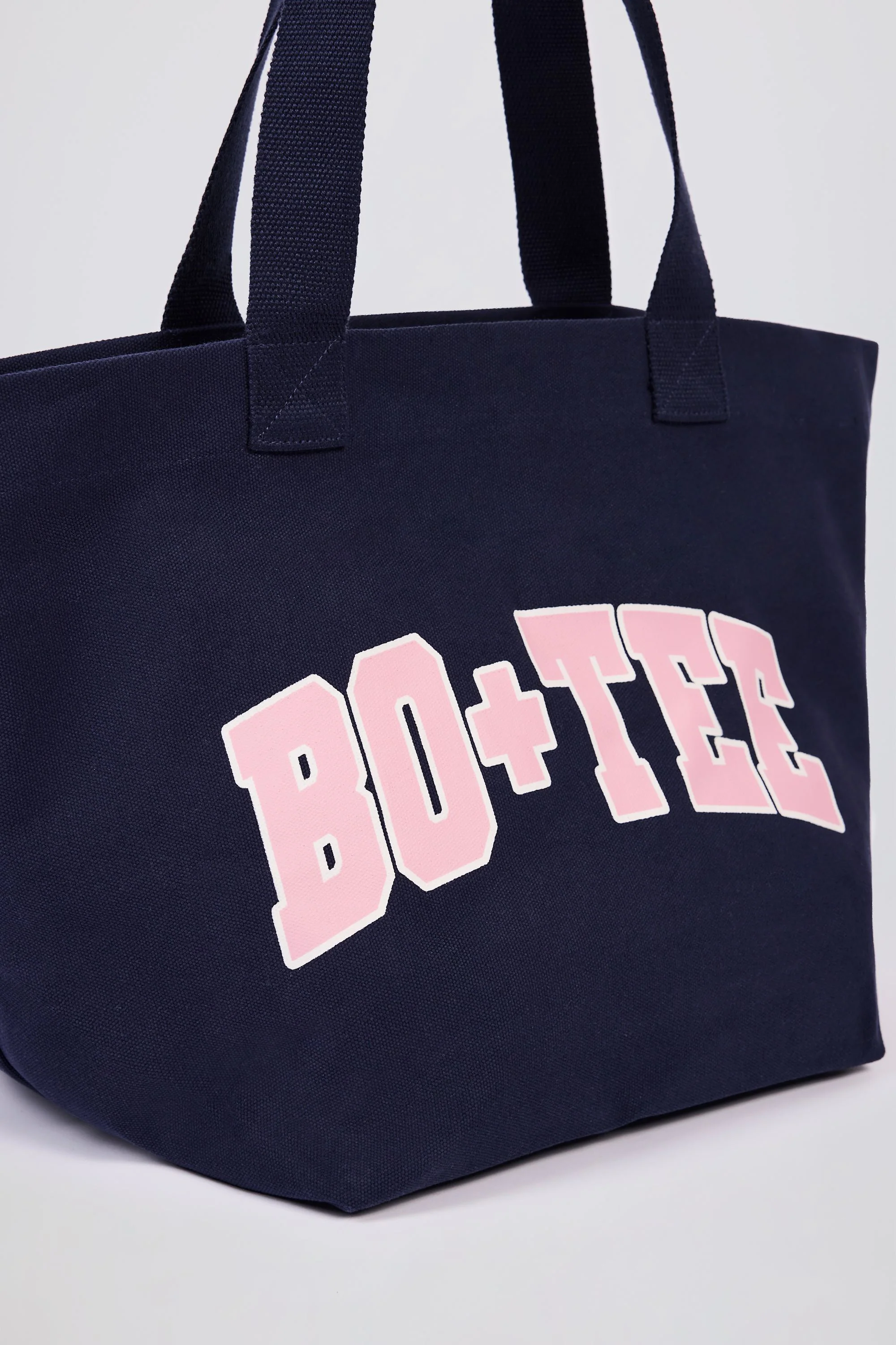 Oversized Tote Bag in Classic Navy - Image 4