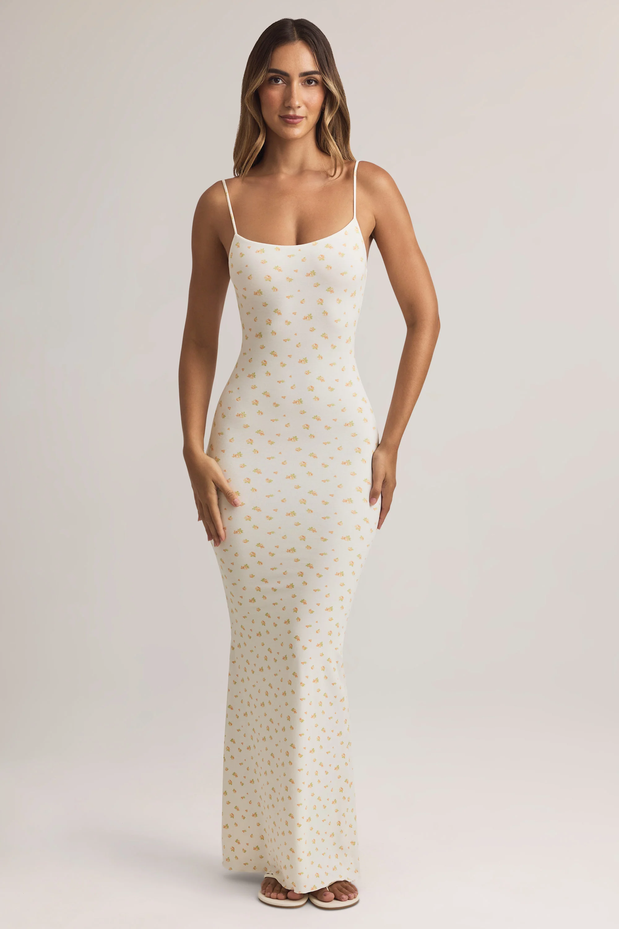 Modal Scoop-Neck Strappy Maxi Dress in Floral Print - Image 6