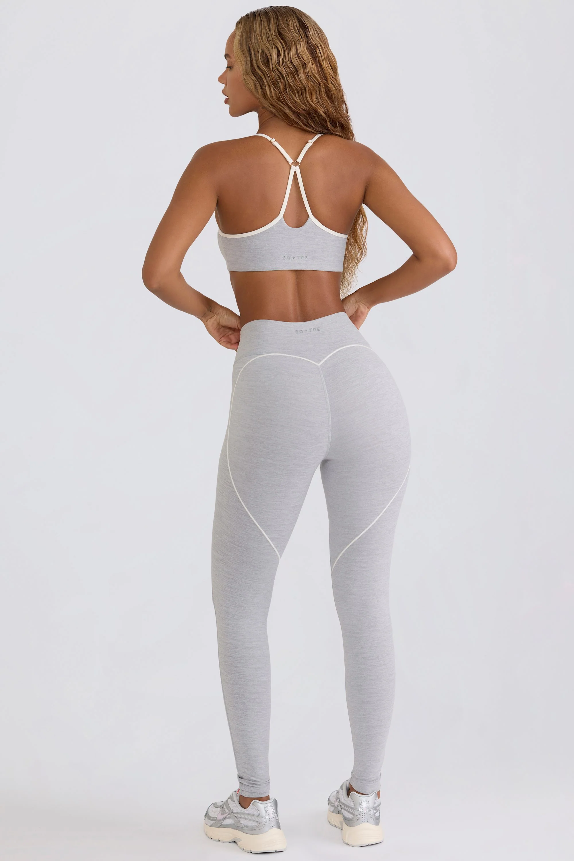 Soft Active Mid-Rise Leggings in Grey
