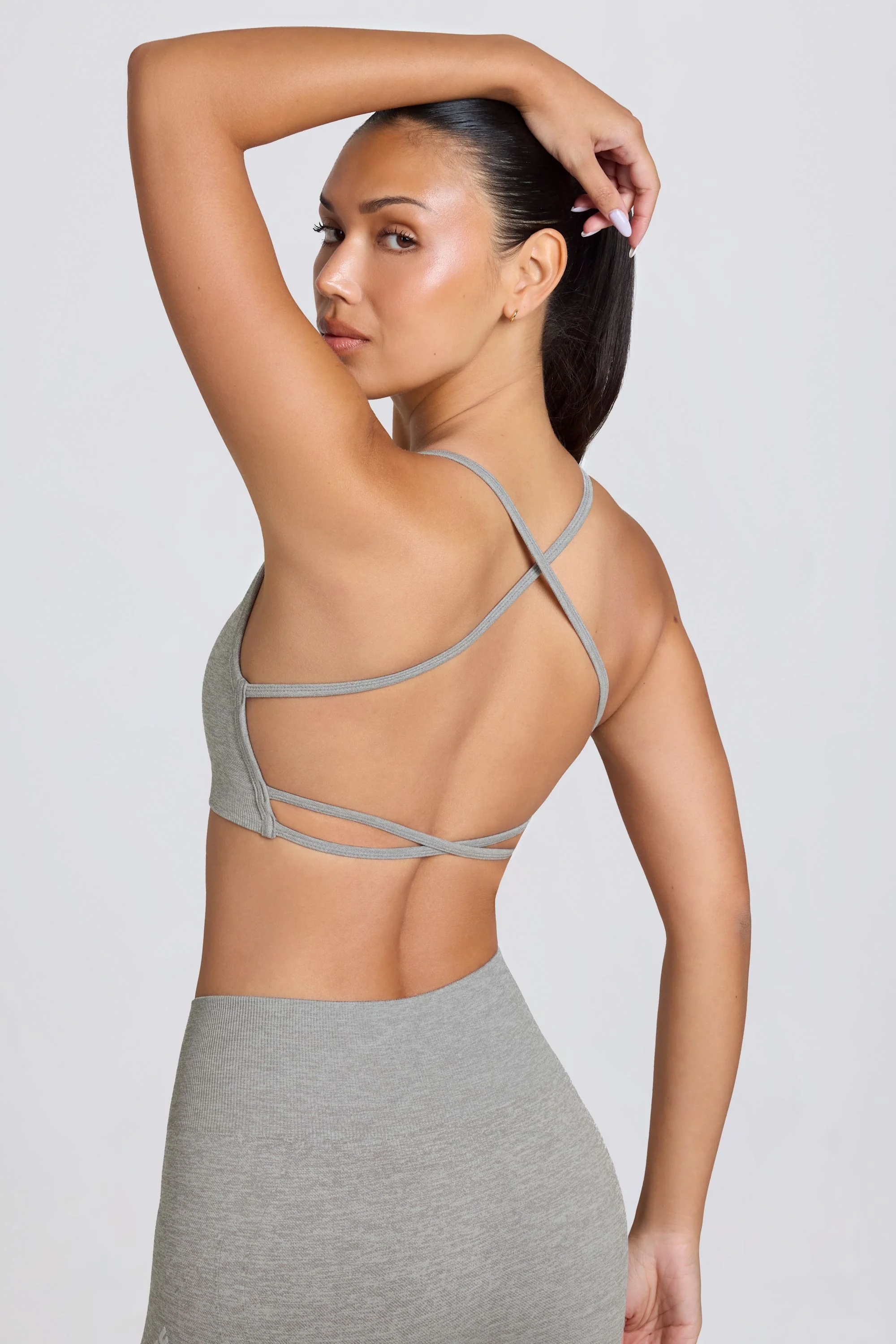 Super Sculpt Seamless Backless Sports Bra in Grey Marl - Image 2
