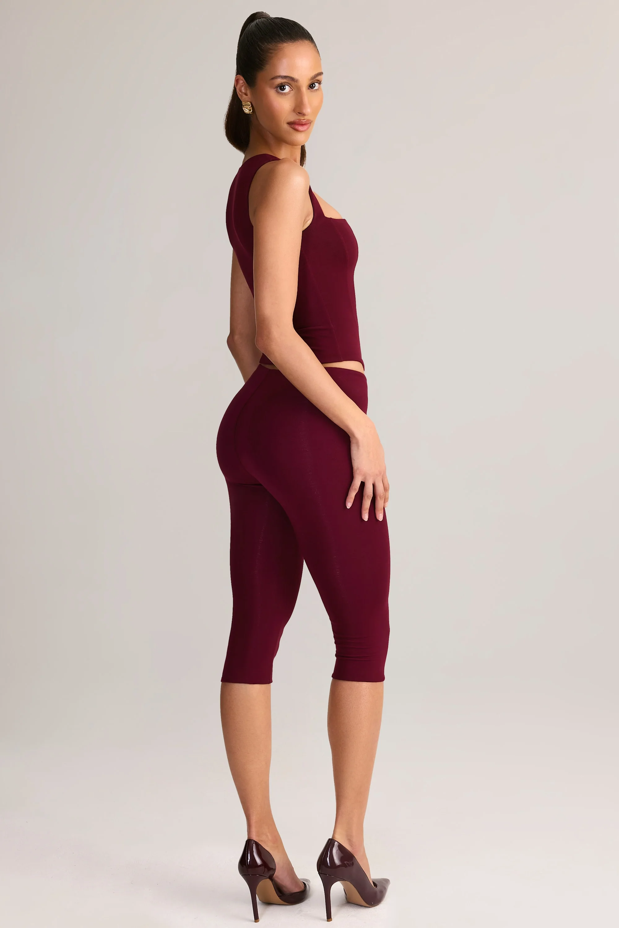 Modal Mid-Rise Capri Leggings in Wine - Image 7