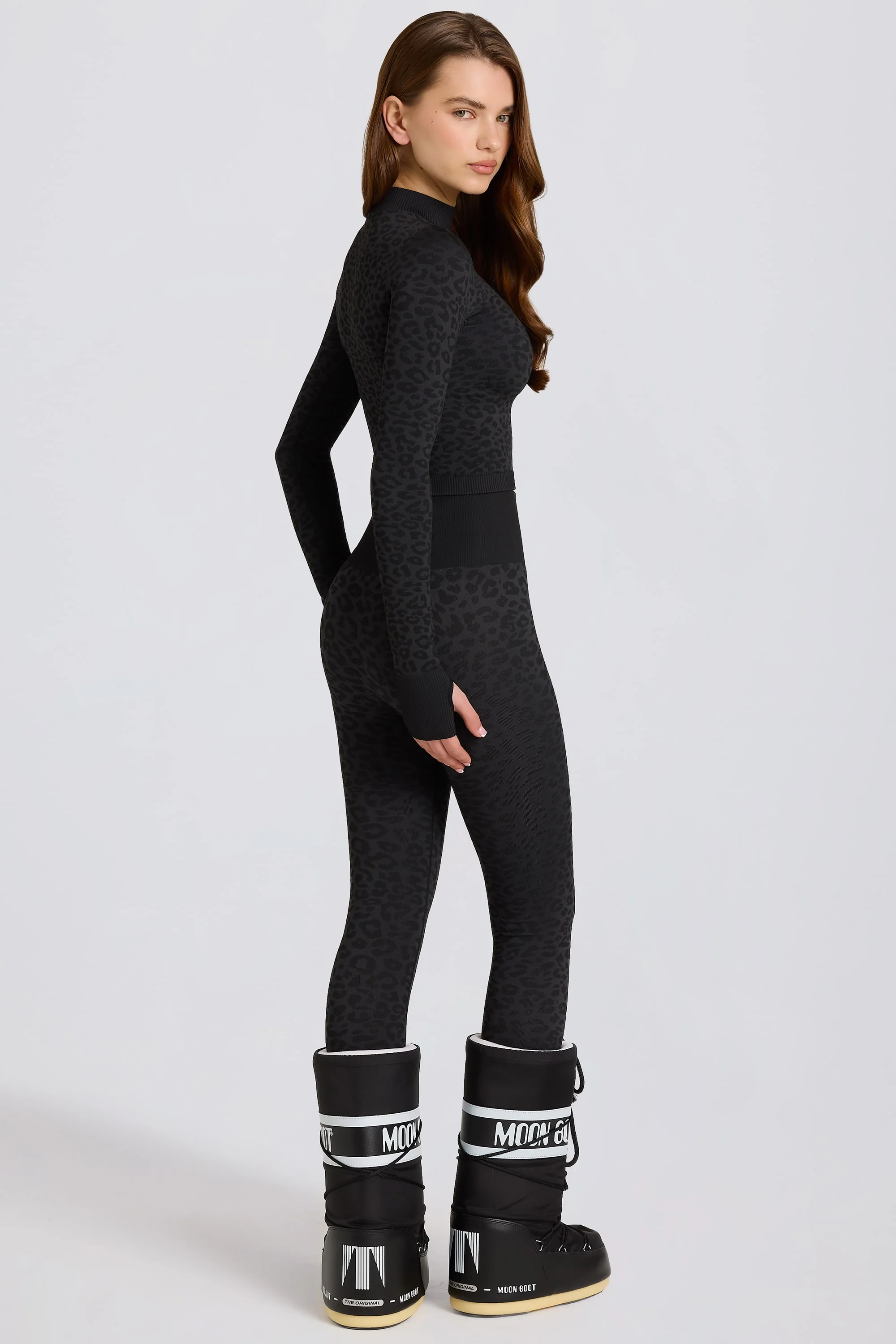 Thermal Base-Layer Leggings in Black Leopard - Image 2