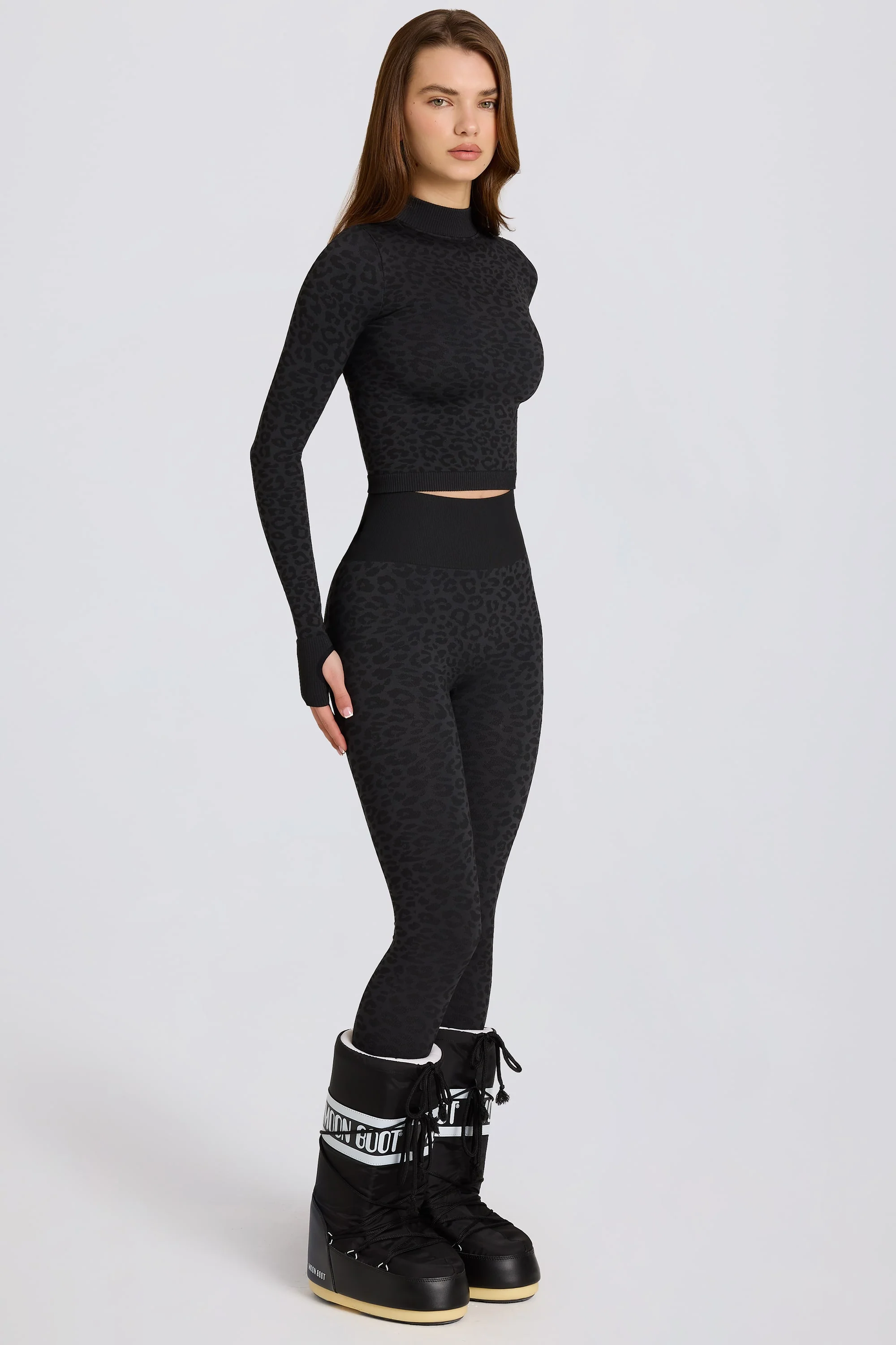 Thermal Base-Layer Leggings in Black Leopard - Image 6