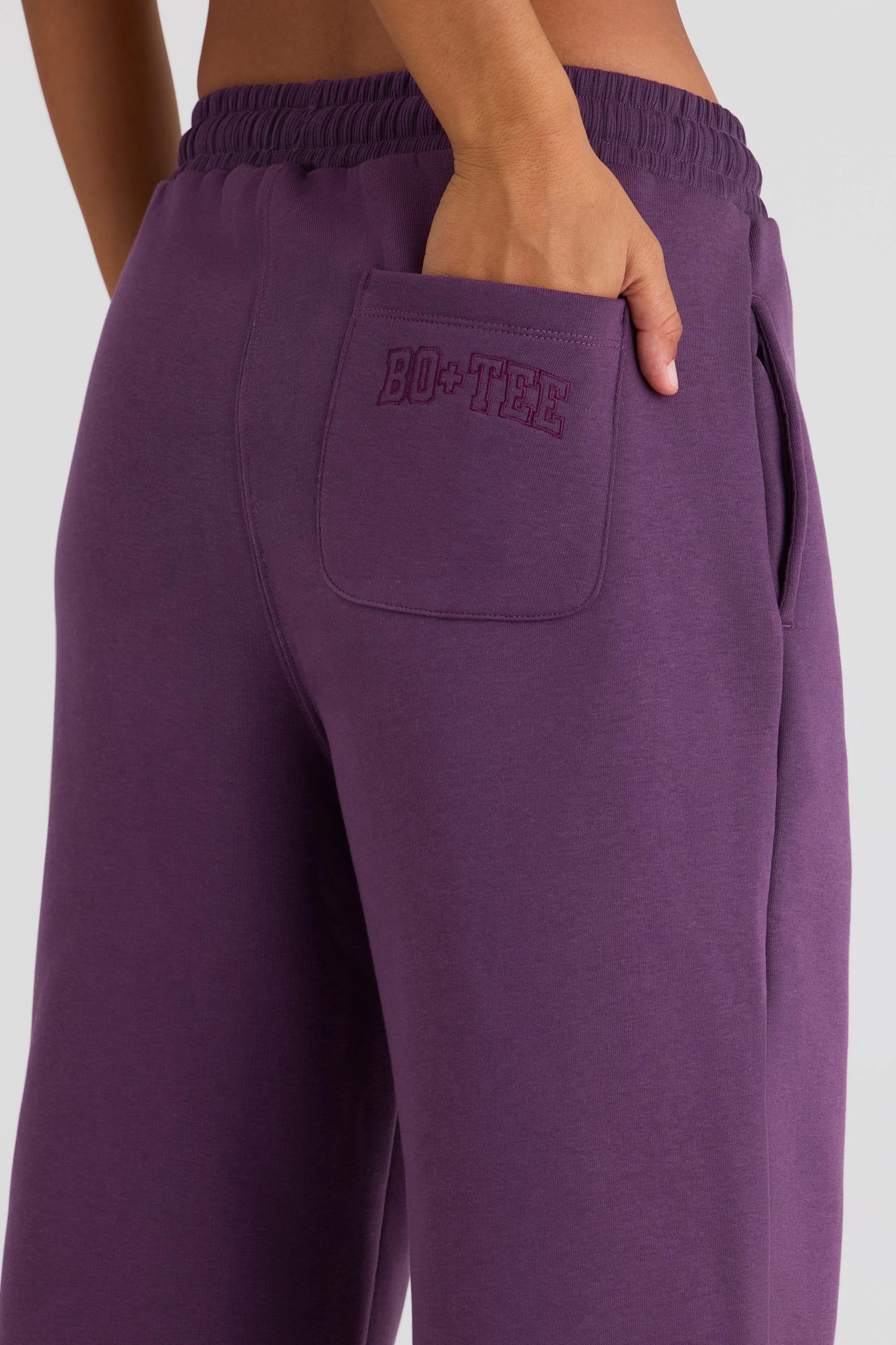 Brushed Jersey Wide-Leg Joggers in Plum - Image 4